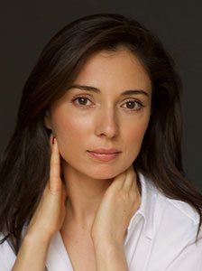 Julie Girard
